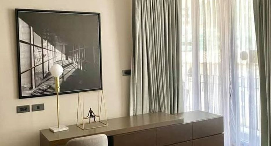 For rent 2 bedrooms condo in Watthana, Bangkok