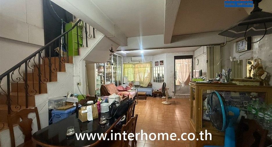 For sale 2 bedrooms townhouse in Bang Na, Bangkok