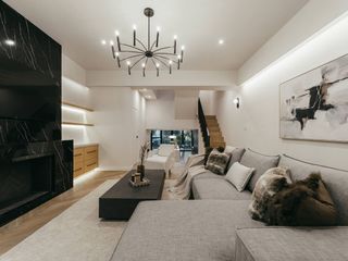 Haus zur Miete mit 5 Zimmer in Khlong Toei, Bangkok
