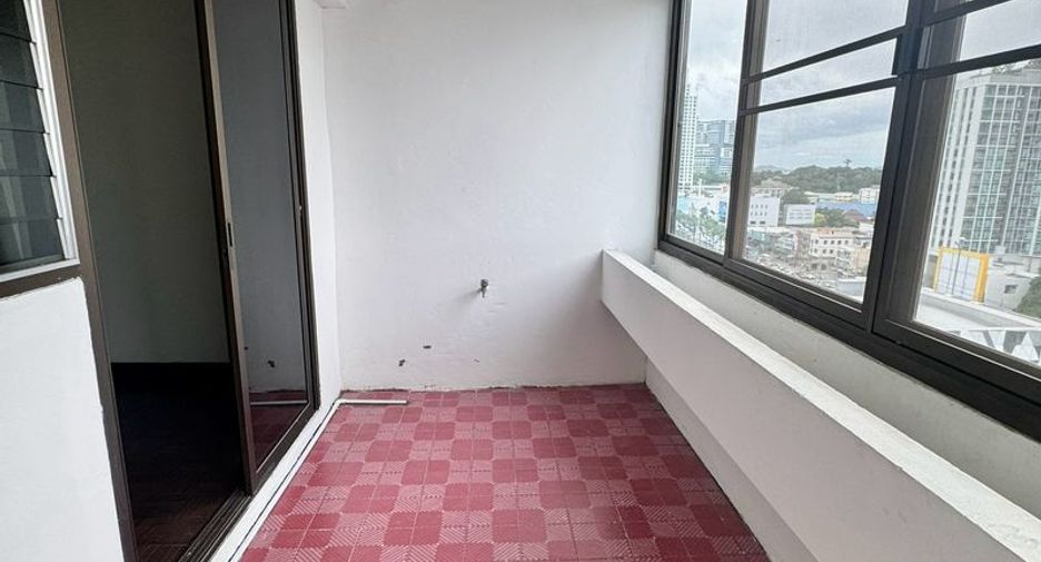 Wohnung zum Kauf mit 1 Zimmer in Si Racha, Chonburi