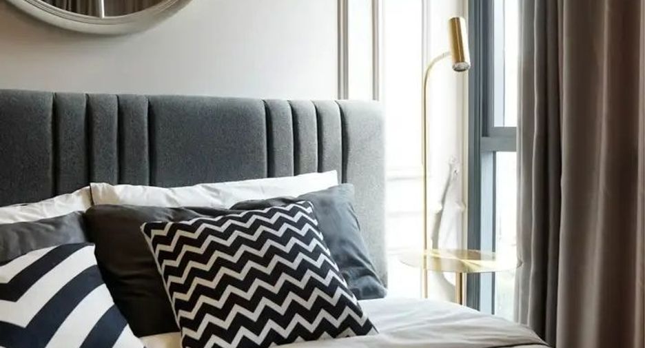 Condo en alquiler de 2 habitaciones en Huai Khwang, Bangkok