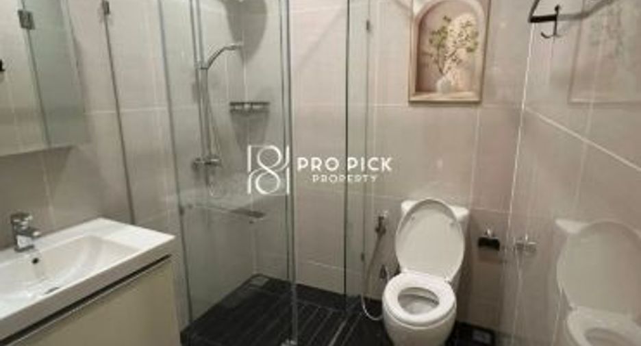 For rent studio condo in Khlong Toei, Bangkok