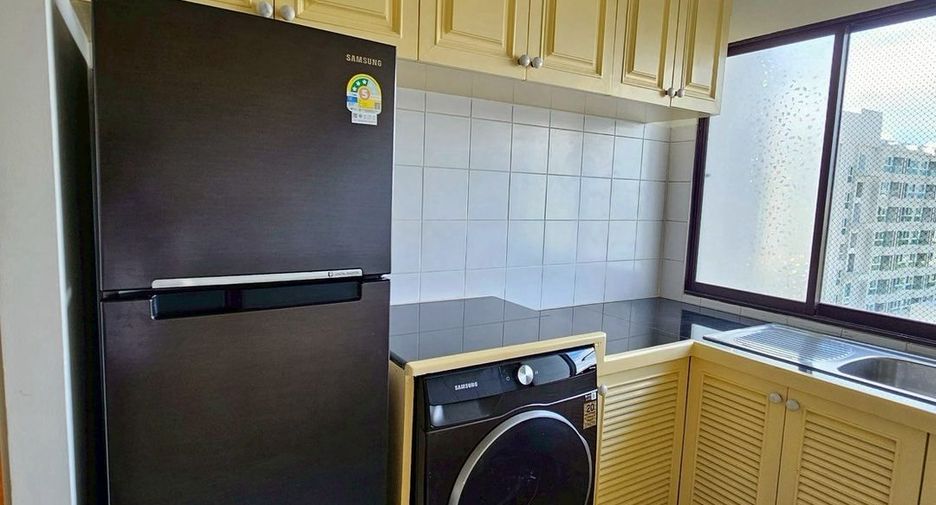 For sale 3 bedrooms condo in Na Jomtien, Pattaya