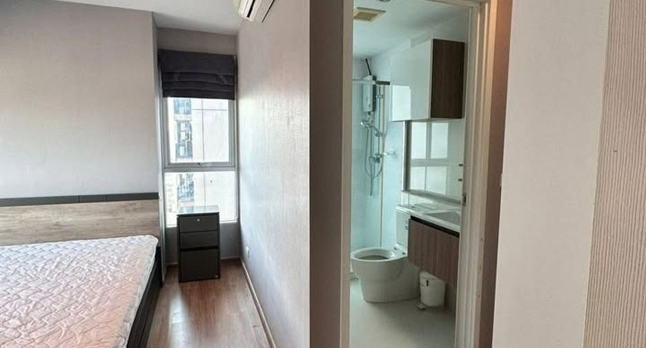 For rent 2 bedrooms condo in Yan Nawa, Bangkok