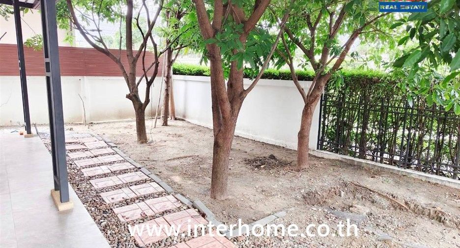 For sale 3 bedrooms house in Khan Na Yao, Bangkok
