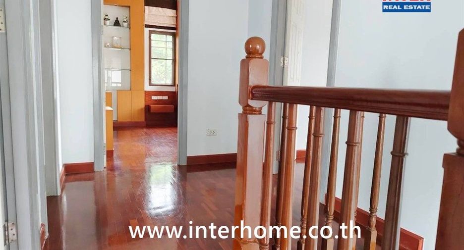 For sale 3 bedrooms house in Khan Na Yao, Bangkok