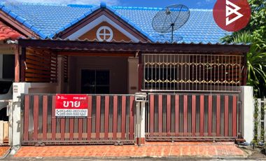 À vendre 4 chambres maison de ville à Plaeng Yao, Chachoengsao