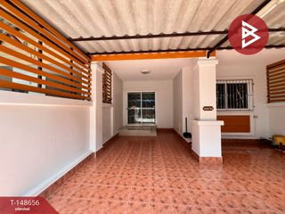 À vendre 4 chambres maison de ville à Plaeng Yao, Chachoengsao