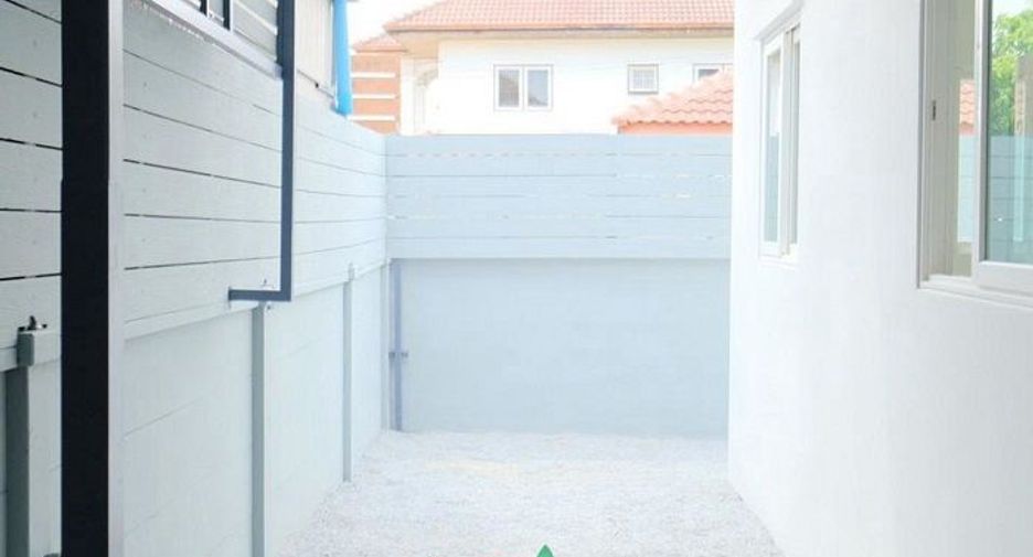 For sale 3 bedrooms house in Mueang Pathum Thani, Pathum Thani