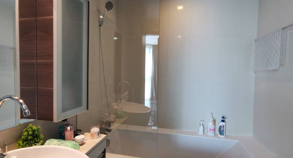 Condo en venta de 1 habitaciones en Khlong Toei, Bangkok