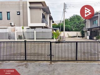 For sale 3 ベッドルーム townhouse in Sam Phran, Nakhon Pathom