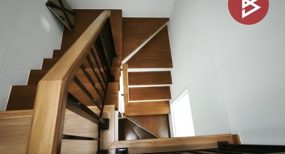 For rent and for sale 3 bedrooms townhouse in Bang Bo, Samut Prakan
