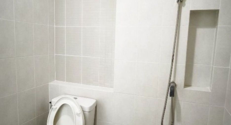 For rent and for sale 3 bedrooms townhouse in Bang Bo, Samut Prakan
