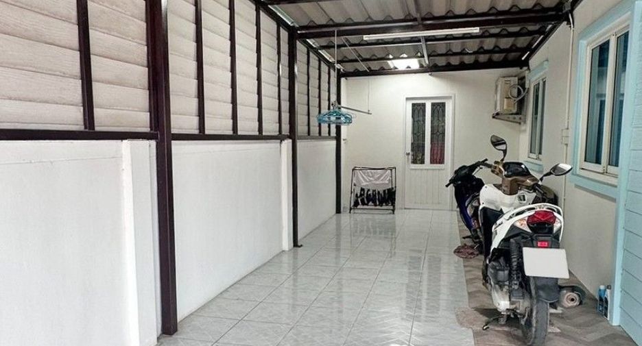 Haus zum Kauf mit 2 Zimmer in Ban Pho, Chachoengsao