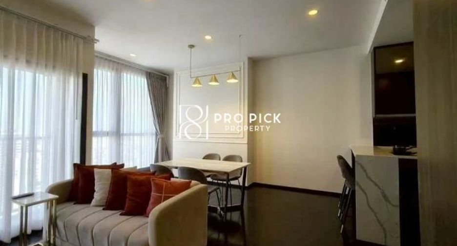 For rent 2 bedrooms condo in Watthana, Bangkok