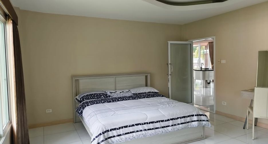 For sale 2 ベッドルーム villa in Bang Lamung, Chonburi