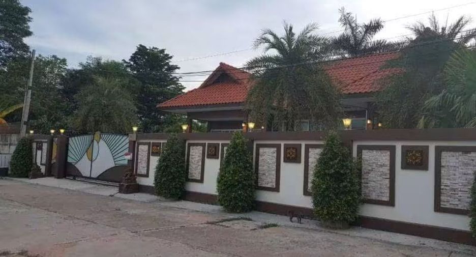For sale 2 ベッドルーム villa in Bang Lamung, Chonburi