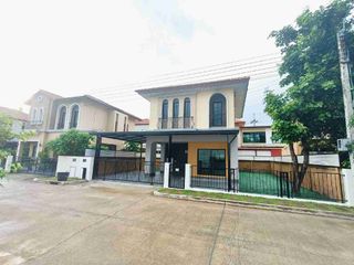 For sale 3 bedrooms house in Khlong Sam Wa, Bangkok
