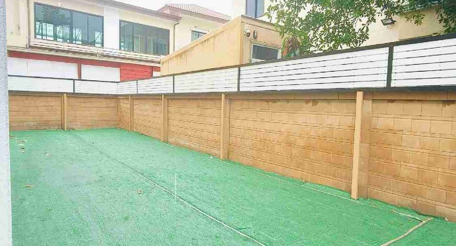 For sale 3 bedrooms house in Khlong Sam Wa, Bangkok