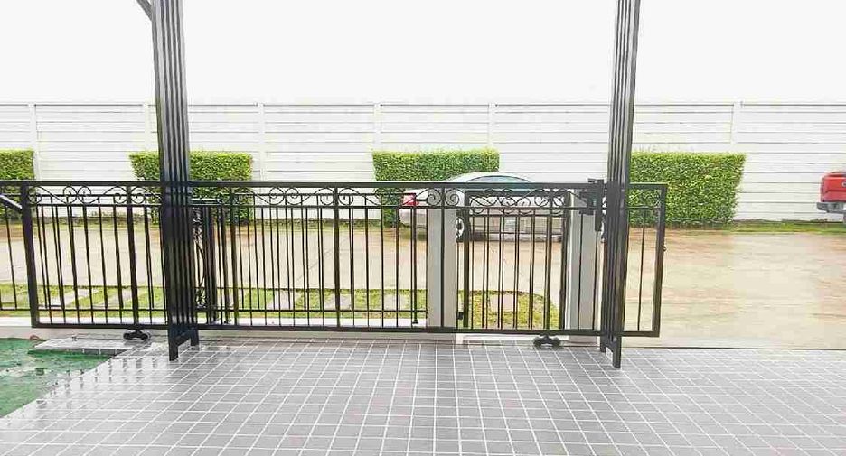 For sale 3 bedrooms house in Khlong Sam Wa, Bangkok