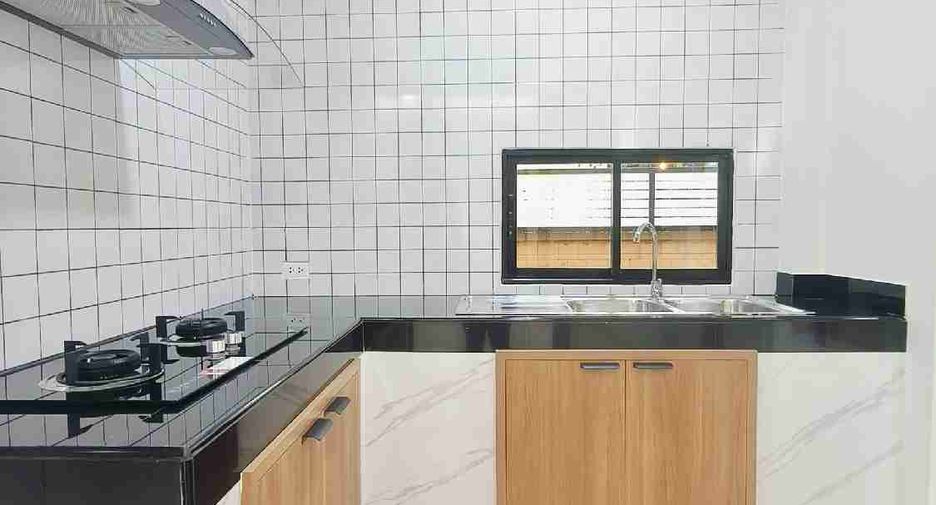 For sale 3 bedrooms house in Khlong Sam Wa, Bangkok