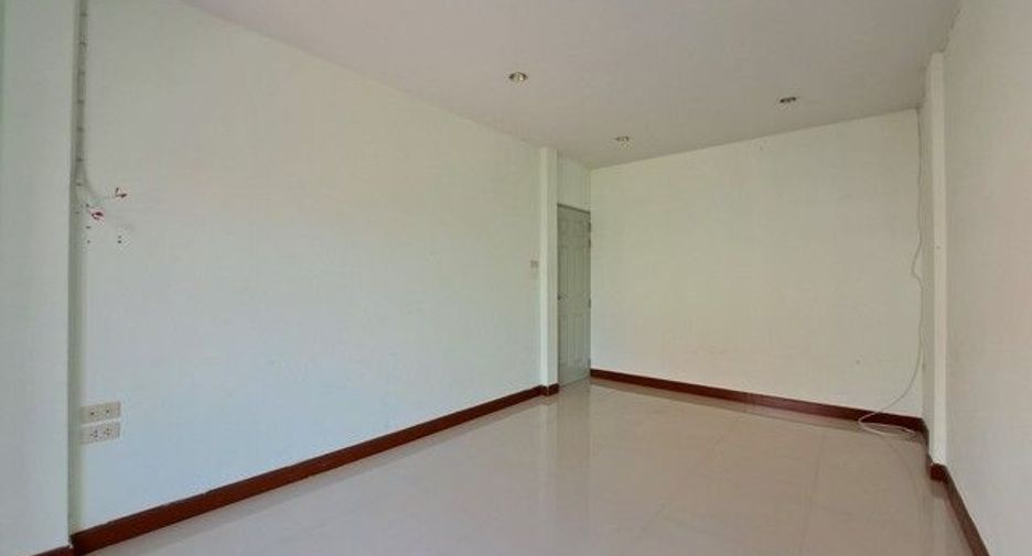 For sale 3 bedrooms townhouse in Bang Bua Thong, Nonthaburi