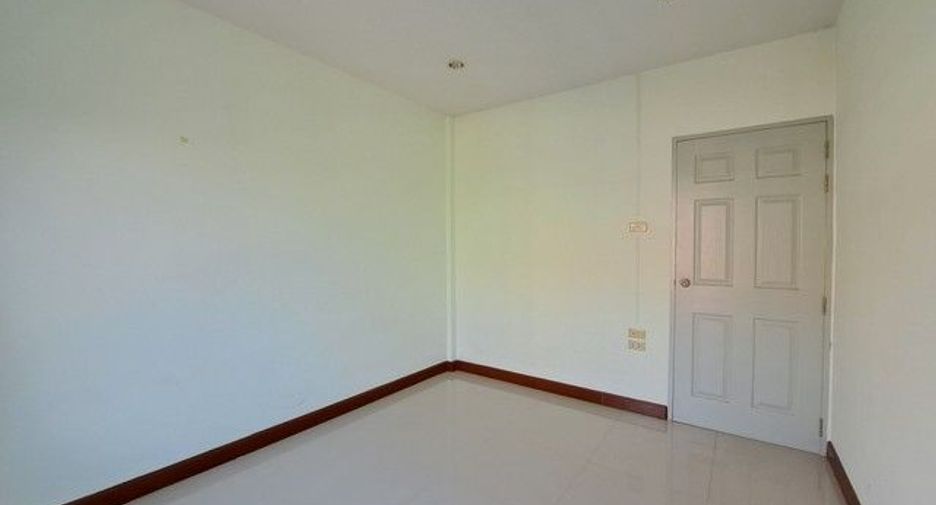 For sale 3 bedrooms townhouse in Bang Bua Thong, Nonthaburi