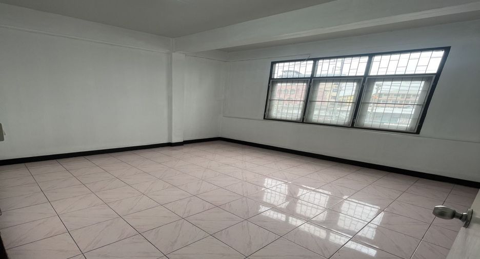 À vendre 2 chambres local commercial à Mueang Samut Prakan, Samut Prakan