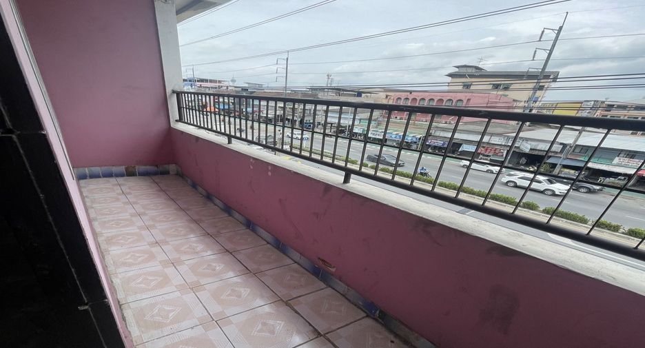 À vendre 2 chambres local commercial à Mueang Samut Prakan, Samut Prakan