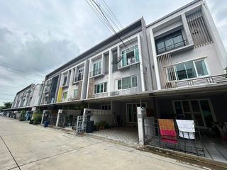 出售 1 卧室 联排别墅 在 Bang Bua Thong, Nonthaburi