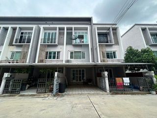 出售 1 卧室 联排别墅 在 Bang Bua Thong, Nonthaburi