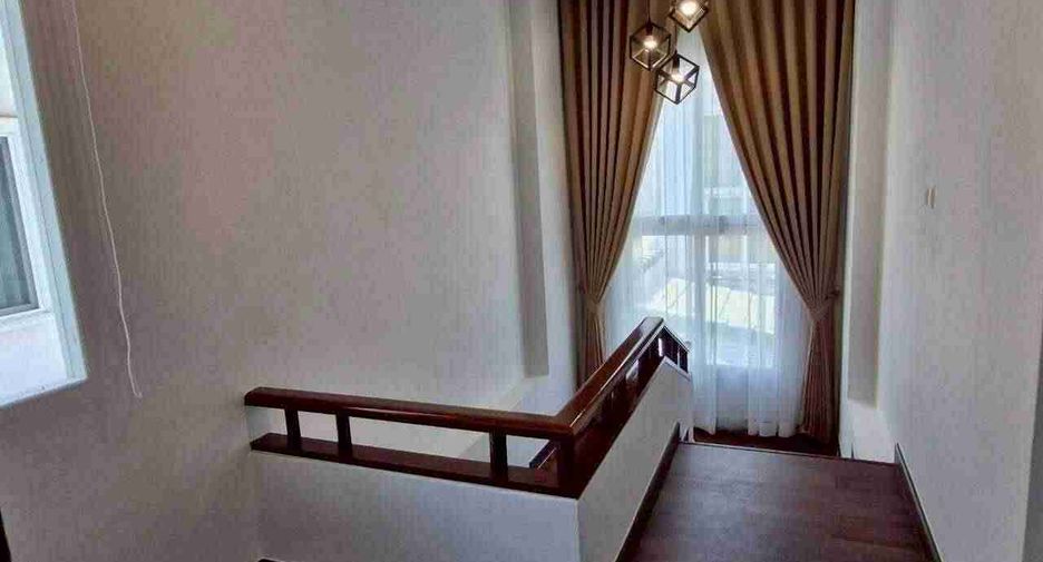 À vendre 4 chambres maison à Min Buri, Bangkok