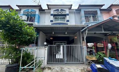 For sale 3 bedrooms townhouse in Sai Noi, Nonthaburi