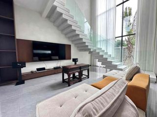 For rent 7 bedrooms villa in Bang Lamung, Chonburi