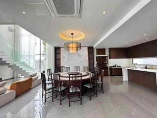 For rent 7 bedrooms villa in Bang Lamung, Chonburi