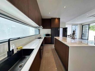 For rent 7 bedrooms villa in Bang Lamung, Chonburi