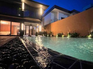 For Rent 7 Bedroom Villa In Bang Lamung, Chonburi