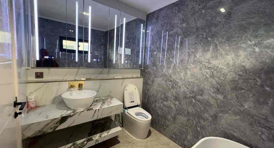 For rent 7 bedrooms villa in Jomtien, Pattaya