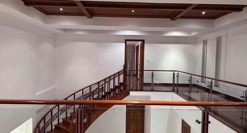 Villa zur Miete mit 4 Zimmer in Bang Lamung, Chonburi