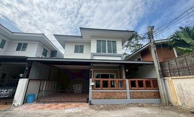 Reihenhaus zum Kauf mit 3 Zimmer in Bang Kruai, Nonthaburi