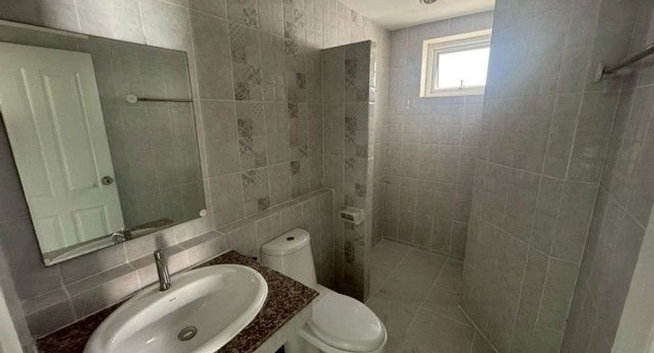 Reihenhaus zum Kauf mit 3 Zimmer in Bang Kruai, Nonthaburi