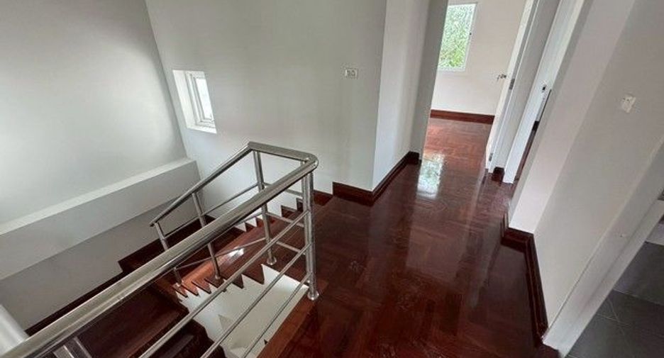 Reihenhaus zum Kauf mit 3 Zimmer in Bang Kruai, Nonthaburi