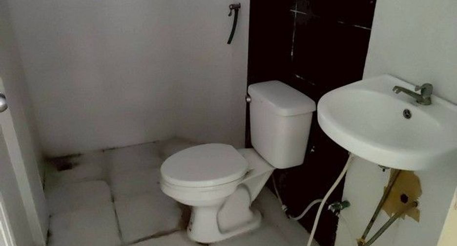 For sale 1 Beds townhouse in Bang Bua Thong, Nonthaburi