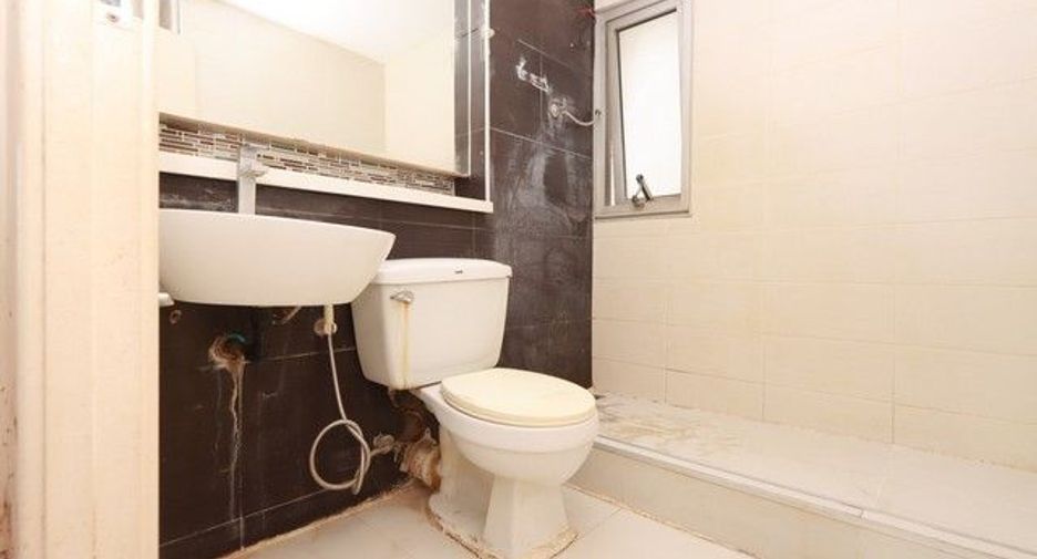 For sale 1 bed condo in Pak Kret, Nonthaburi