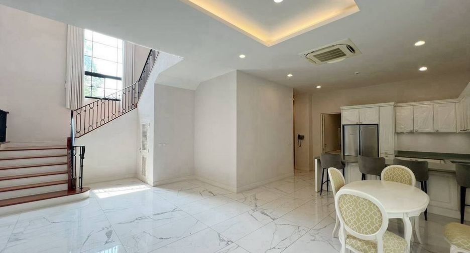 For sale 4 bedrooms house in Suan Luang, Bangkok