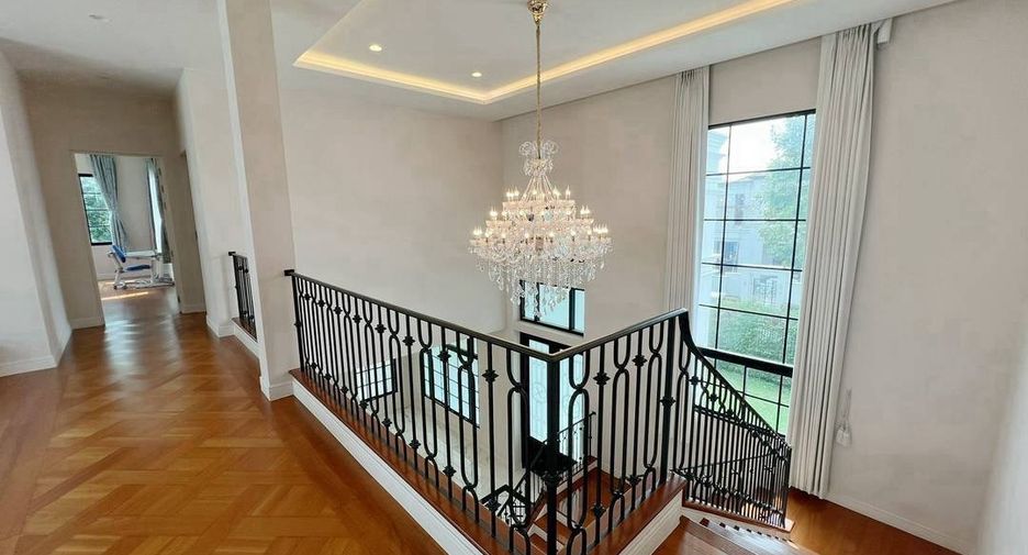 For sale 4 bedrooms house in Suan Luang, Bangkok