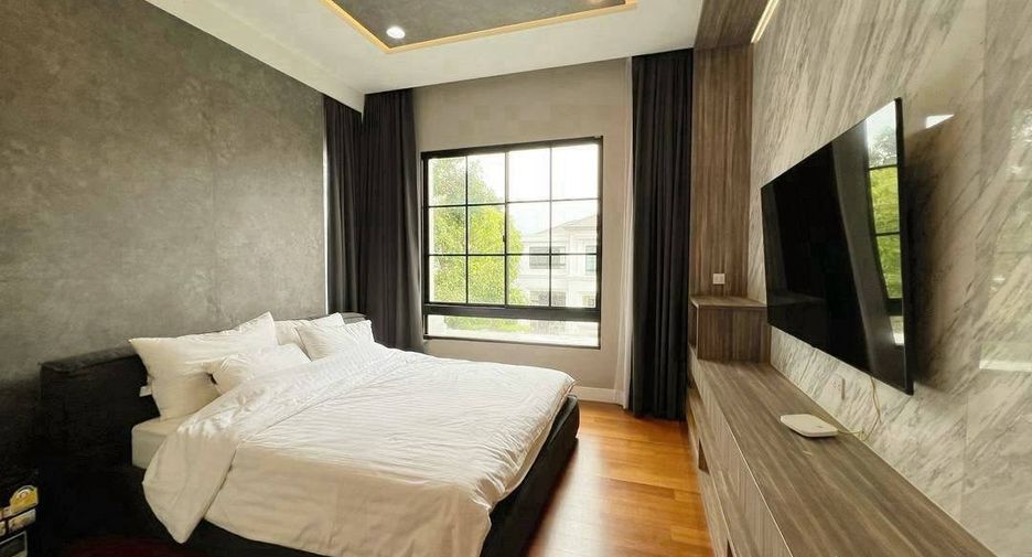 For rent and for sale 4 bedrooms house in Suan Luang, Bangkok