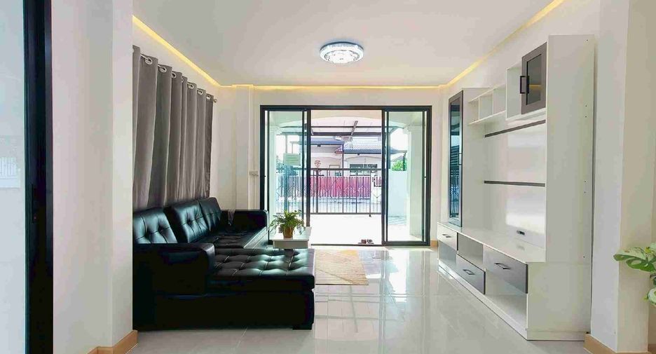 Casa en venta de 4 habitaciones en Khlong Sam Wa, Bangkok