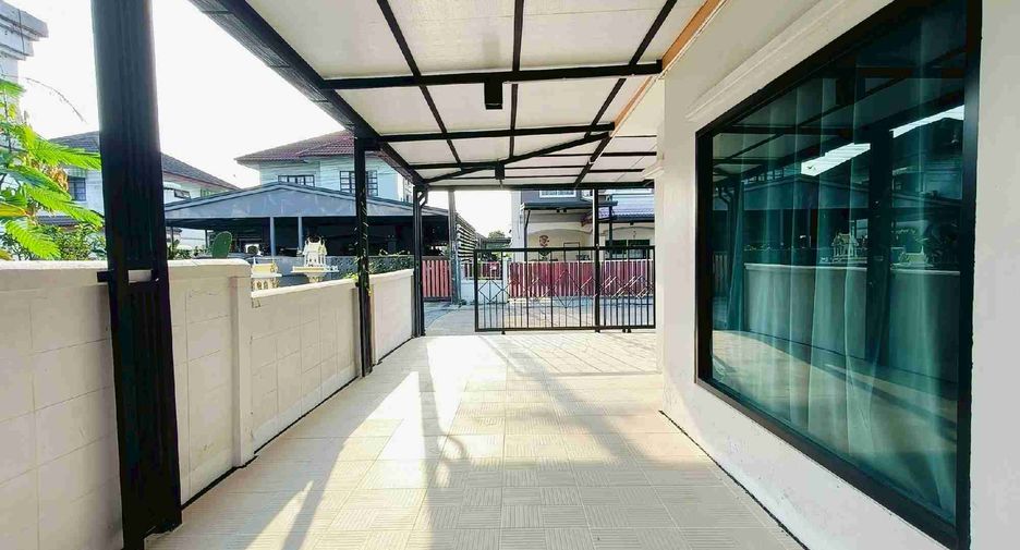 Casa en venta de 4 habitaciones en Khlong Sam Wa, Bangkok