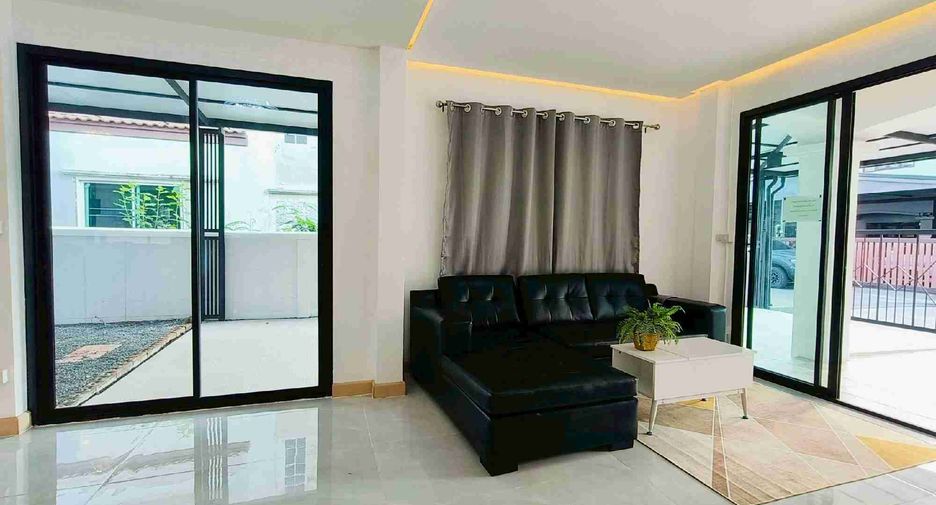 Casa en venta de 4 habitaciones en Khlong Sam Wa, Bangkok